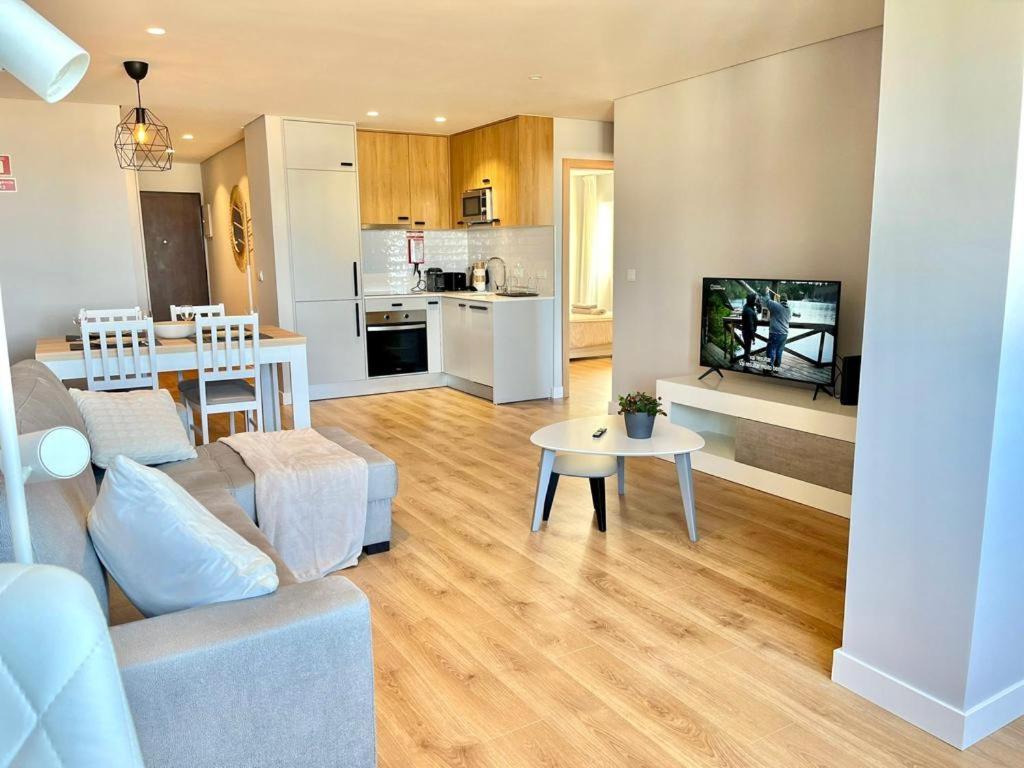 T2 Com Uma Vista Deslumbrante Sobre O Atlantico! Apartman Costa de Caparica Kültér fotó