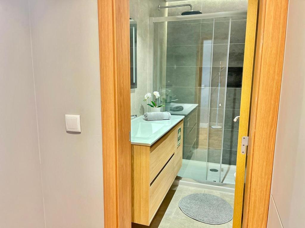 T2 Com Uma Vista Deslumbrante Sobre O Atlantico! Apartman Costa de Caparica Kültér fotó