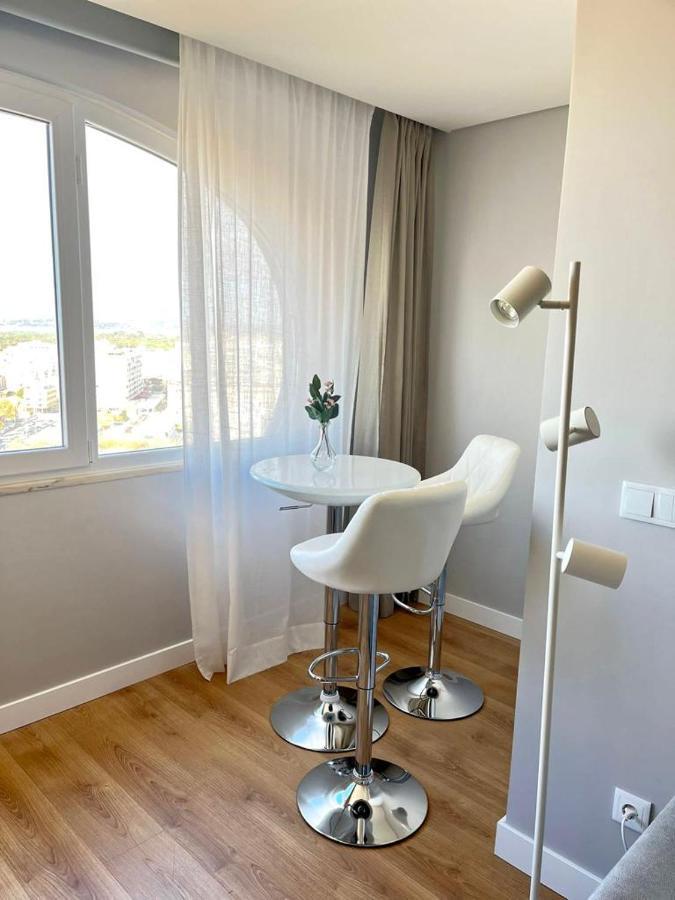 T2 Com Uma Vista Deslumbrante Sobre O Atlantico! Apartman Costa de Caparica Kültér fotó